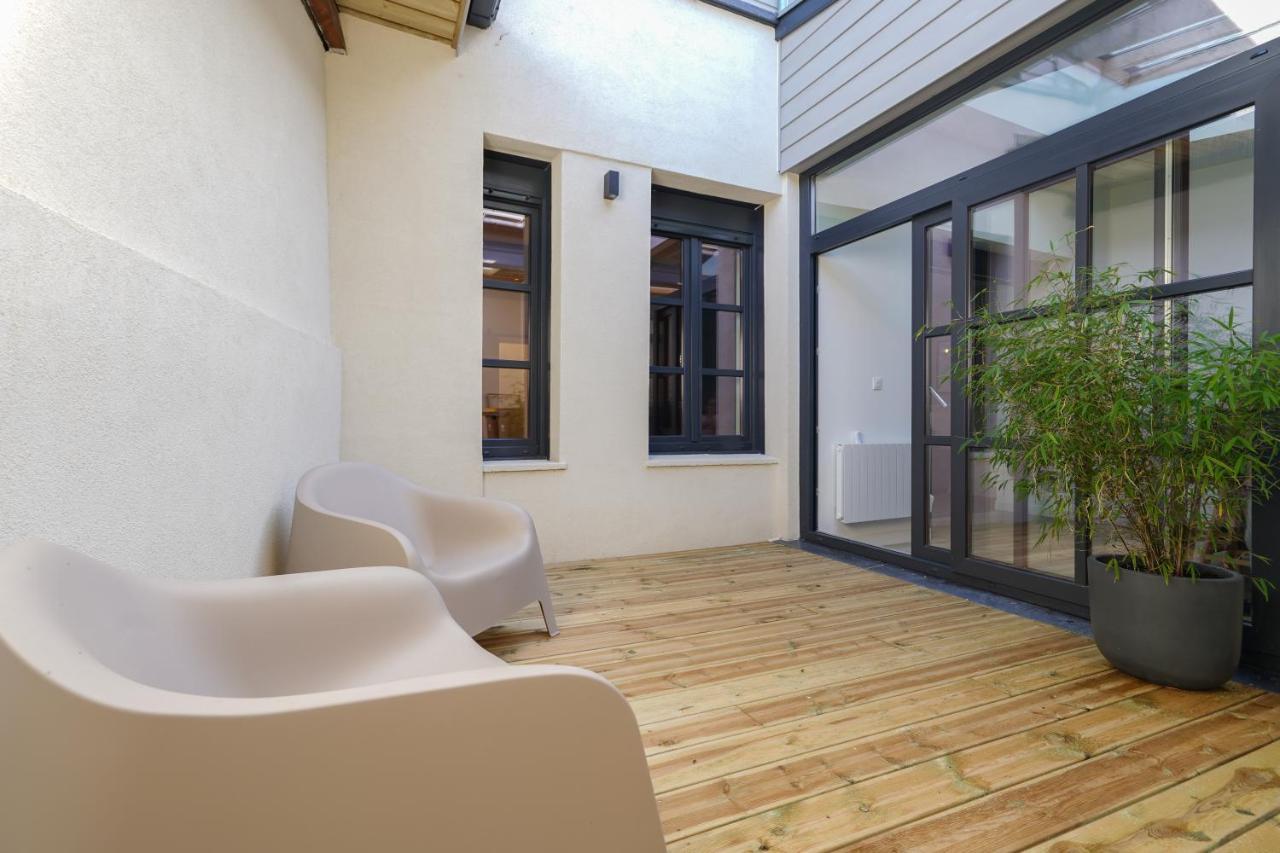 سانت أماند ليه أوكس La Villa Berenice « Le Patio » En Coeur De Ville المظهر الخارجي الصورة