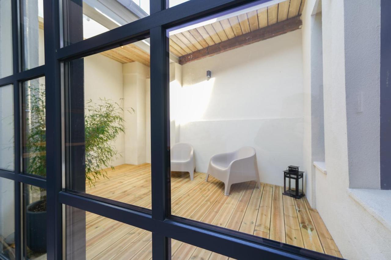 سانت أماند ليه أوكس La Villa Berenice « Le Patio » En Coeur De Ville المظهر الخارجي الصورة